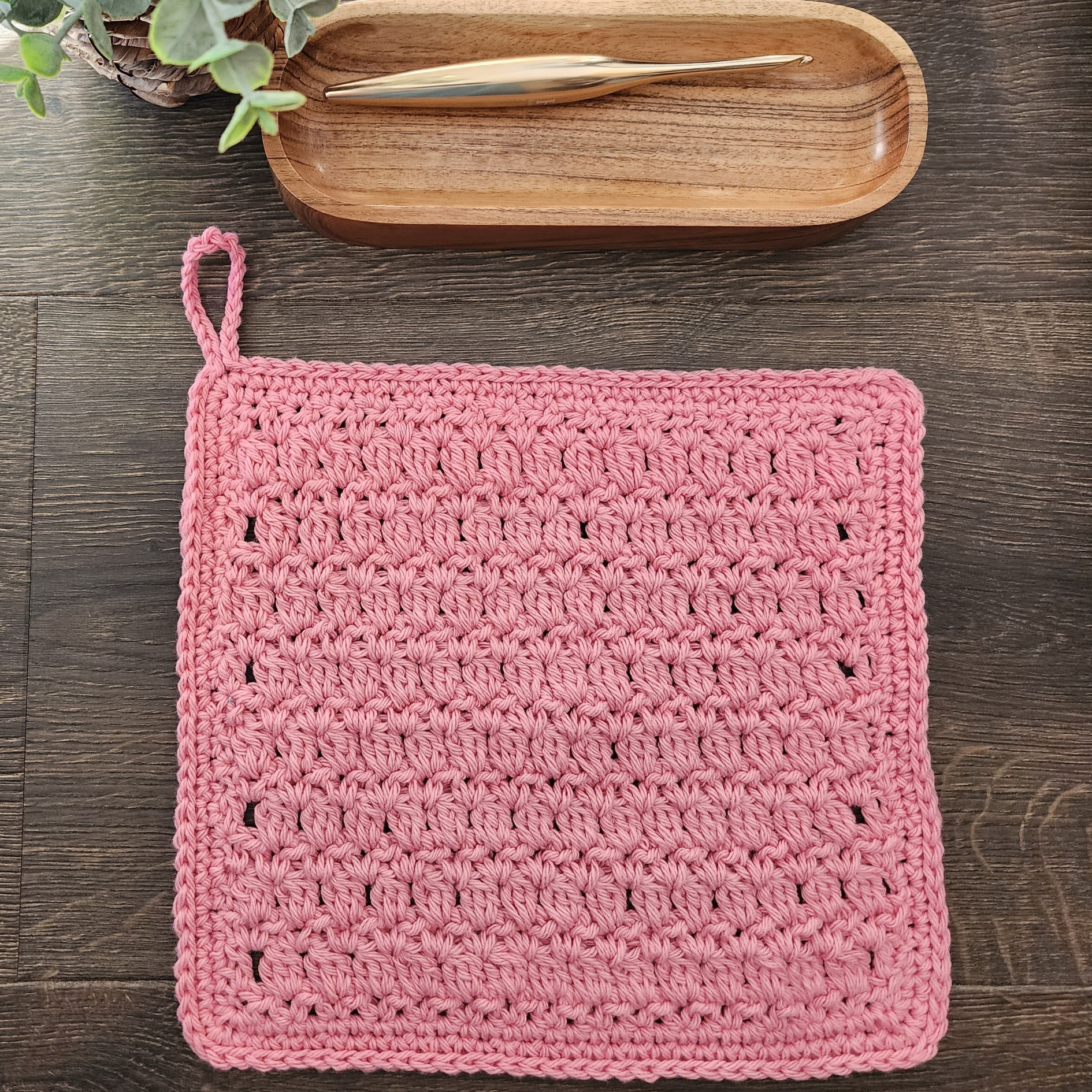Need a fast and useful crochet project? 🧶 Try my Cottage Dishcloth pattern! It’s quick, beginner-friendly, and perfect for everyday use. Made with just 106 yards of Lily Sugar 'n Cream yarn!